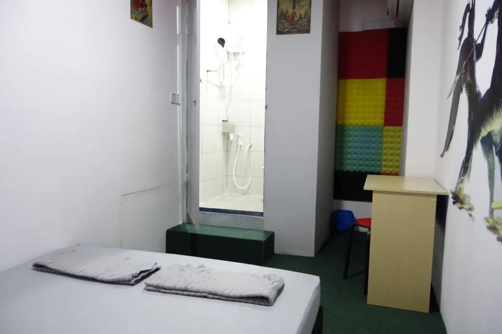 Hero Hostel - photo 13