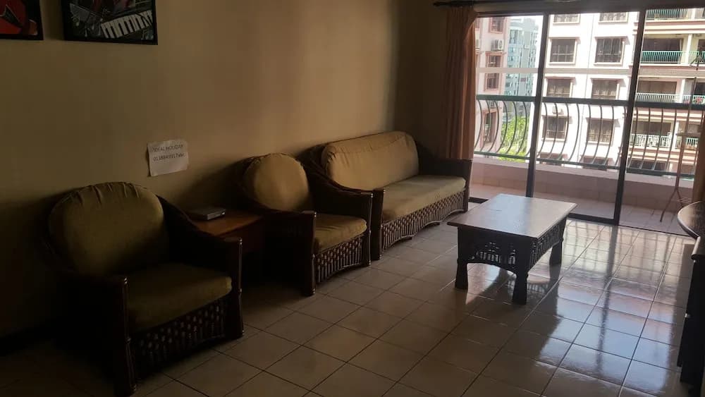 Ideal Holiday Apartment Marina Court - photo 8