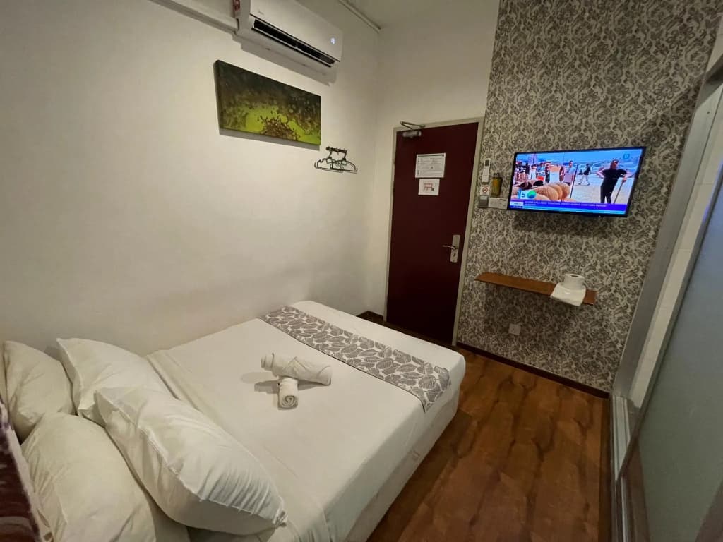 Woodpecker Lodge Kuching - photo 22