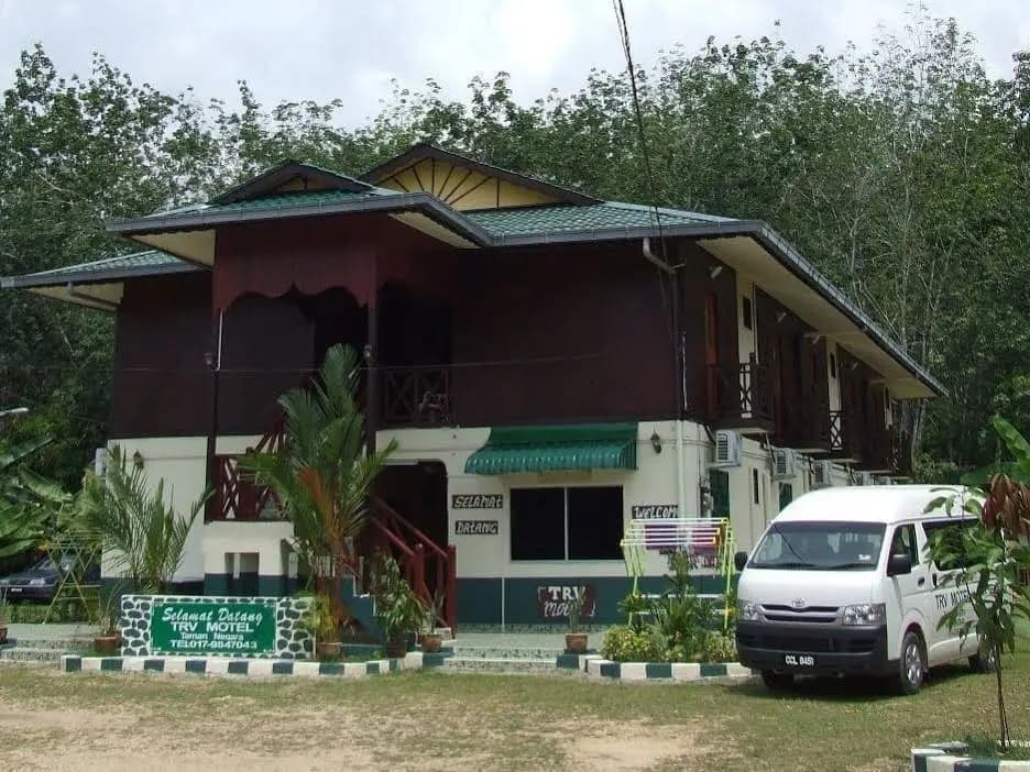 TRV Lodge - photo 1