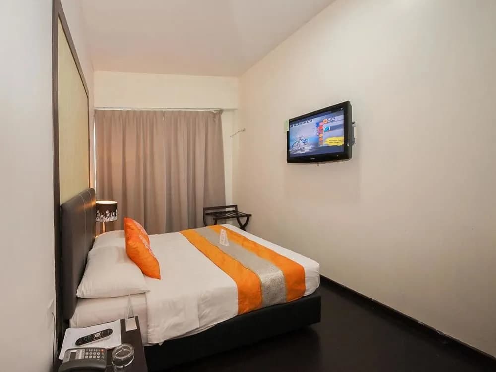 OYO 268 Le Hotel - photo 2