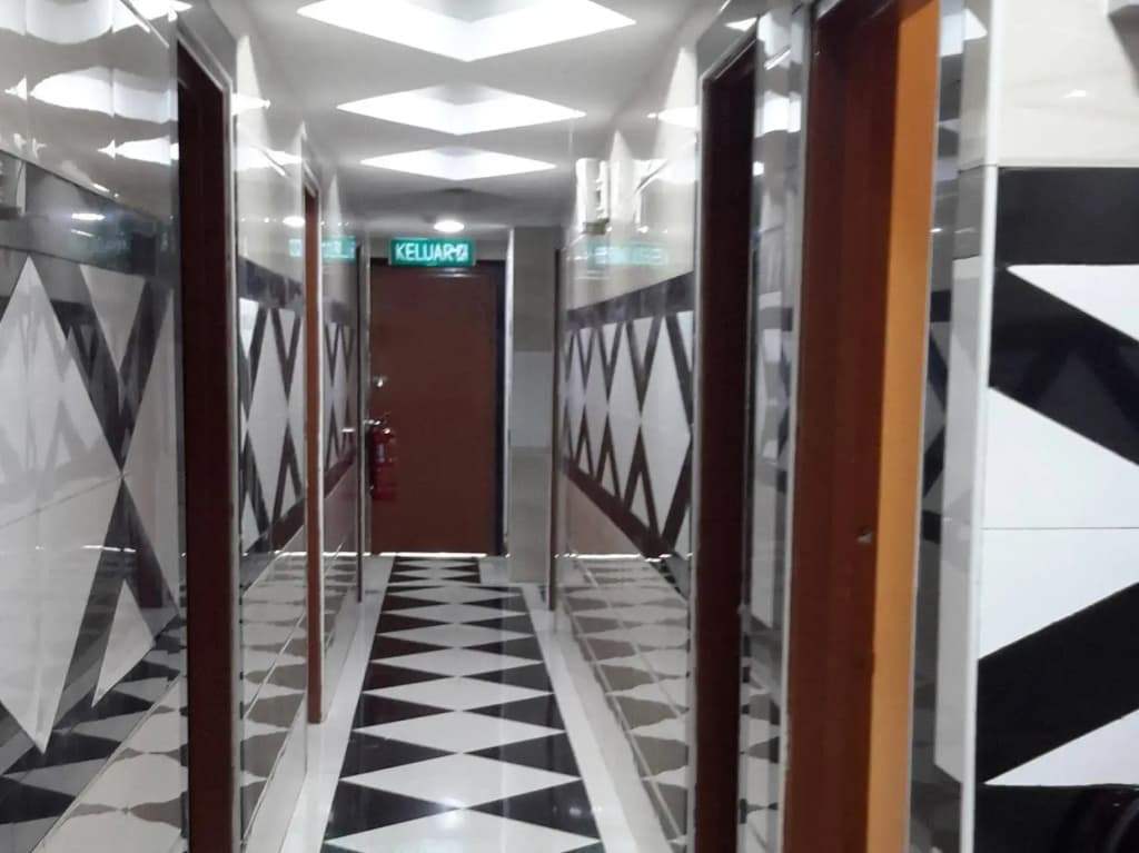 Kota Damansara Business Hotel - photo 11