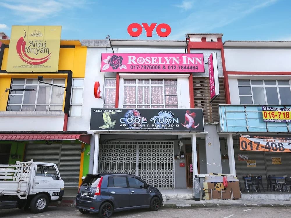 Roselyn Inn by OYO Rooms - photo 5