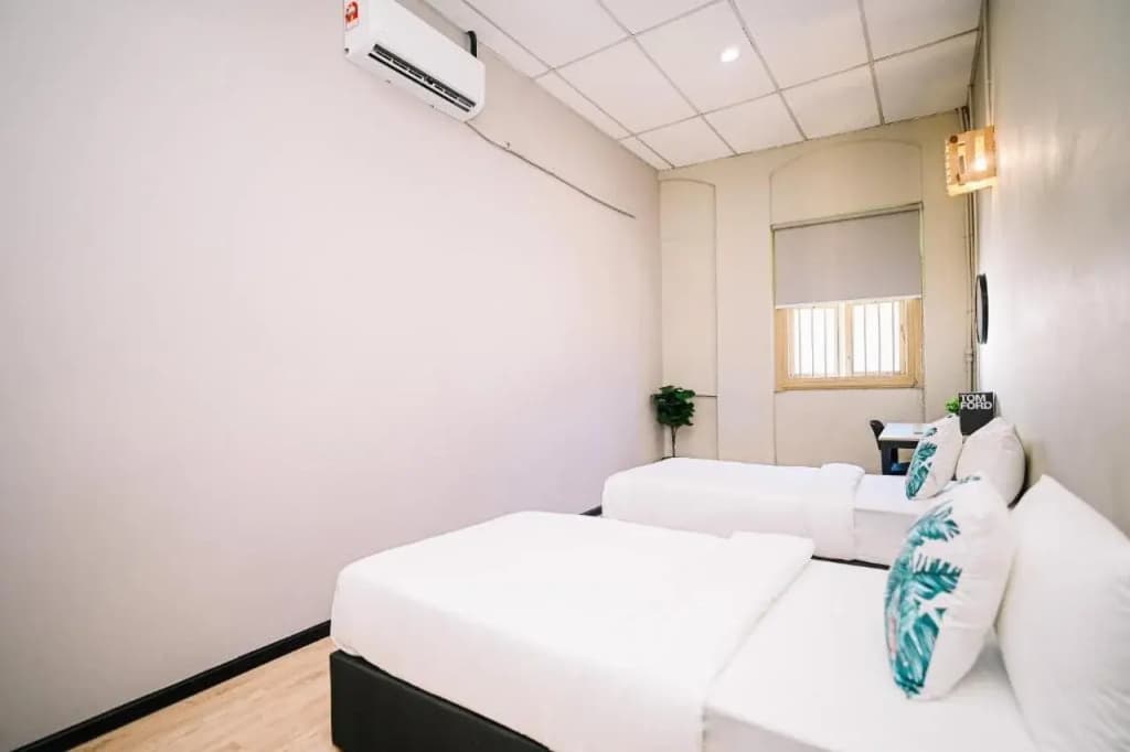 Swing & Pillows @ 87 Chulia St, Georgetown Penang - photo 10