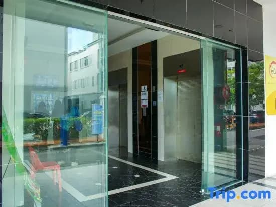 The Sun Executive Suite - photo 3