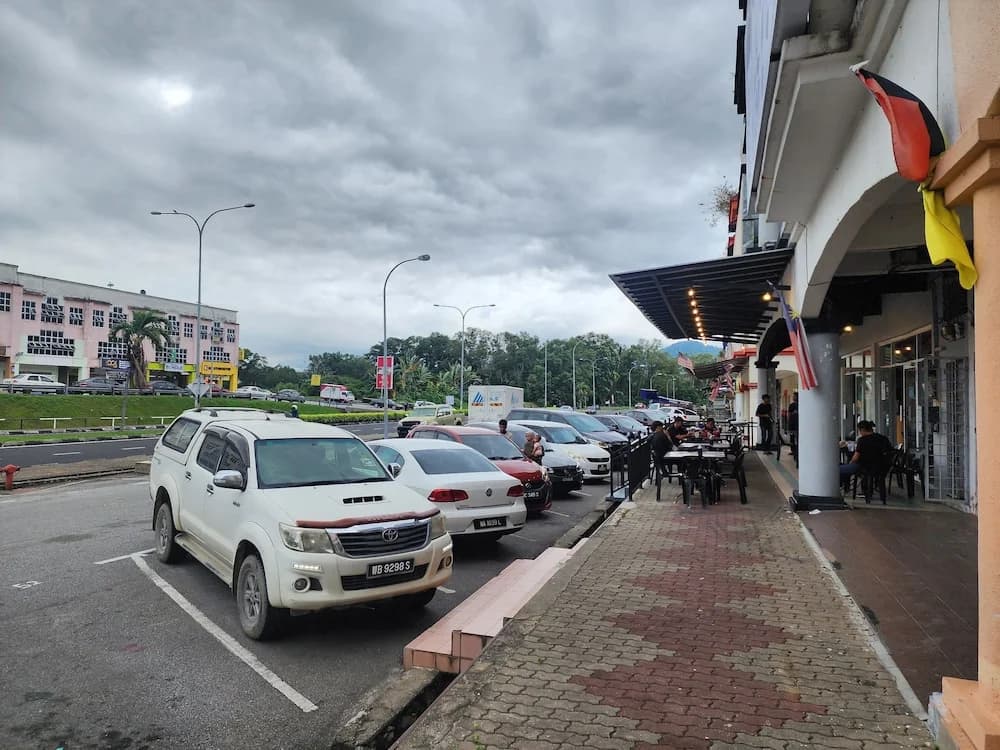 BEAR HOTEL at NILAI - photo 10
