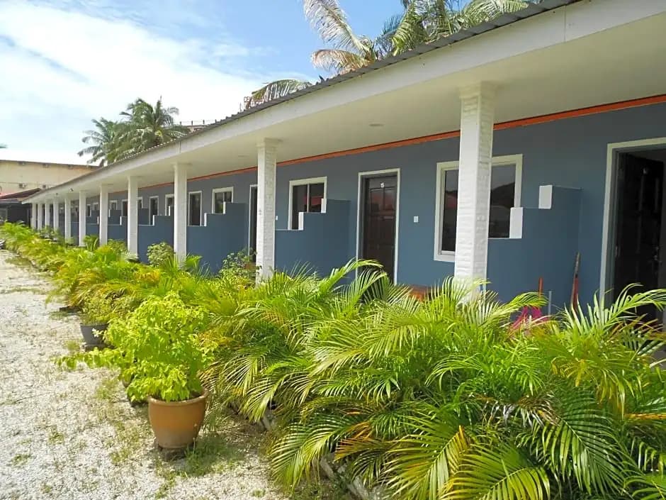 Perintis Motel Cenang - photo 16