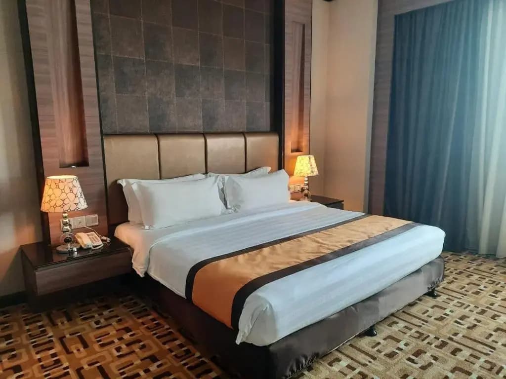 Grand Paragon Hotel Johor Bahru - photo 34