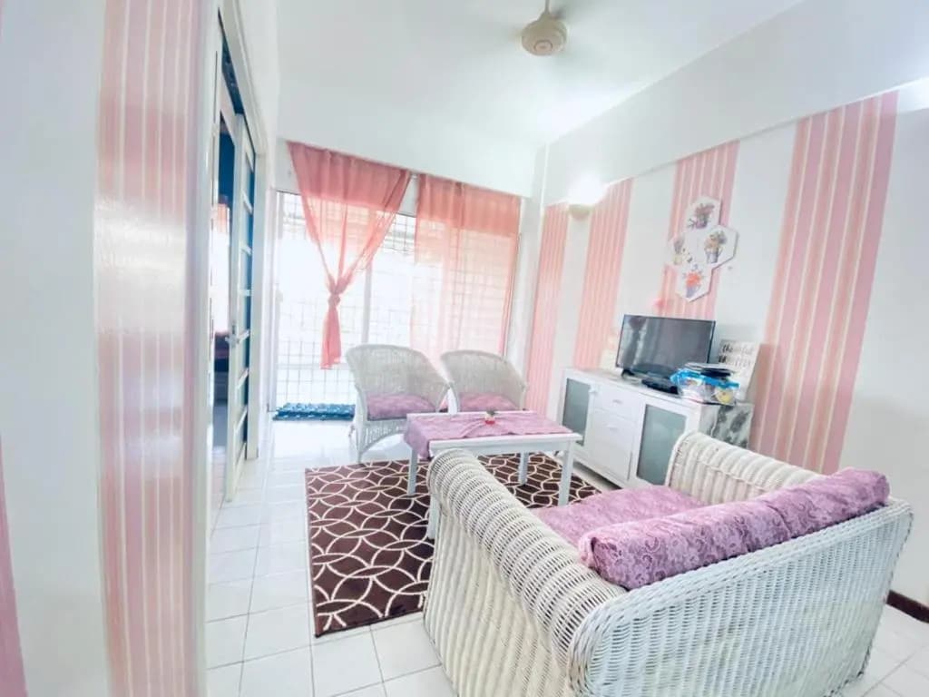 Paradise resort Apartment 2 bedroom Seaview and beachfront Family friendly unit - photo 1