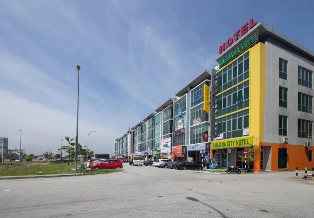 Saujana City Hotel by OYO Rooms - photo 10