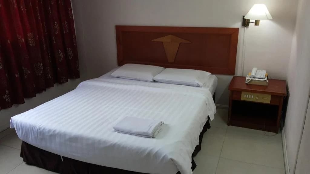 OYO 11342 Liwah Hotel Near Hospital Umum Sarawak - photo 3