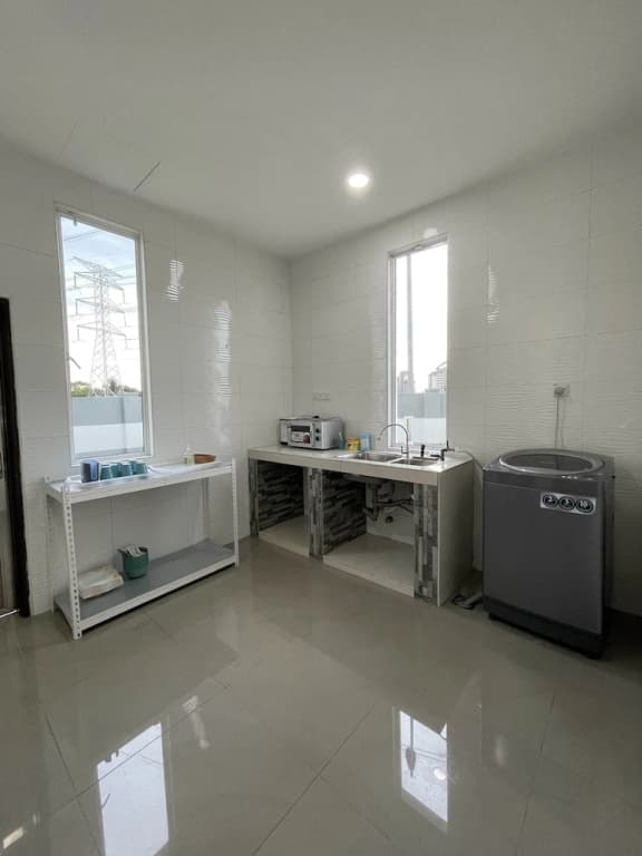 Alpine PD Taman Kiara 2 Homestay - photo 17