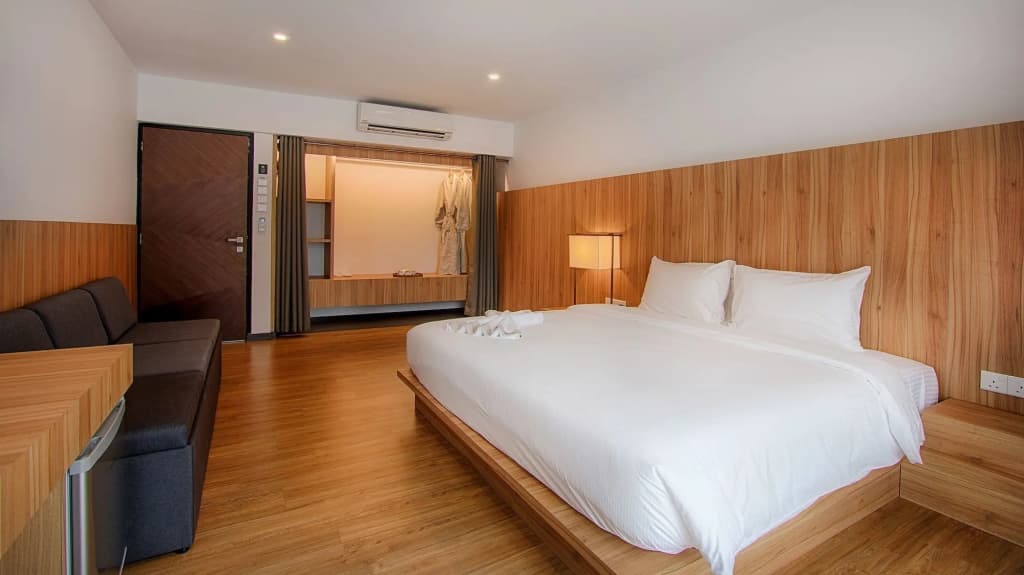 Lot 33 Boutique Hotel - photo 4