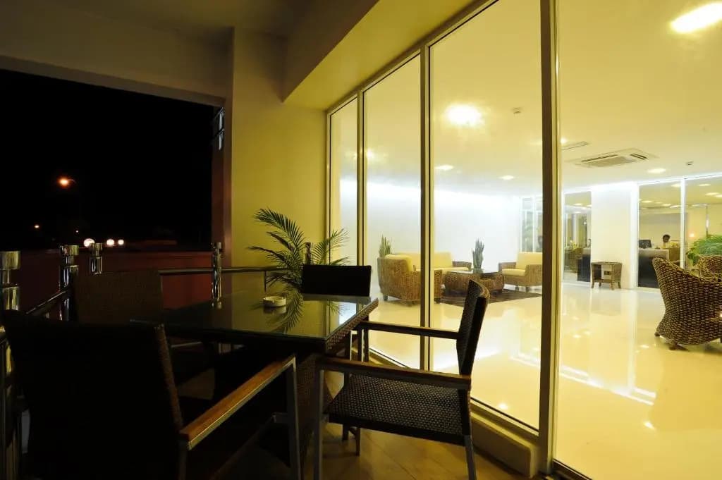 Sumai Hotel Apartment - photo 7