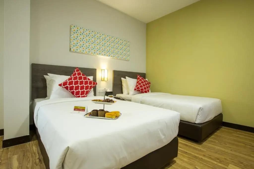 Humaira Hotel - photo 10