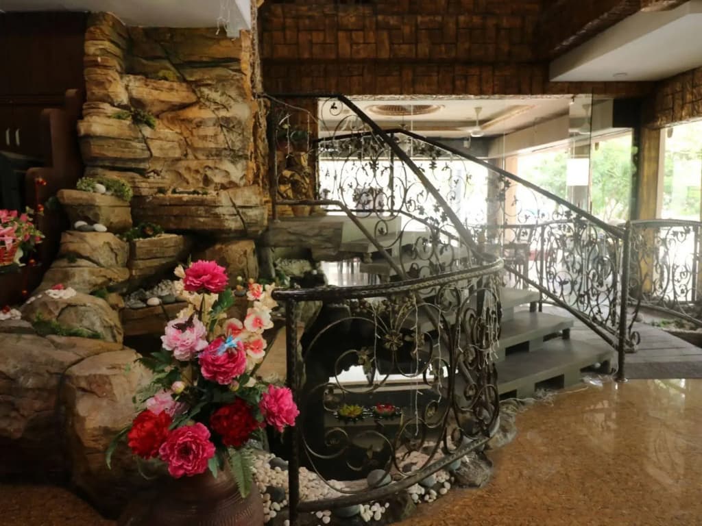 OYO 90134 K Garden Hotel - photo 13