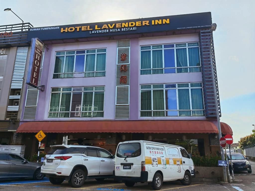 Lavender Inn Nusa Bestari - photo 17