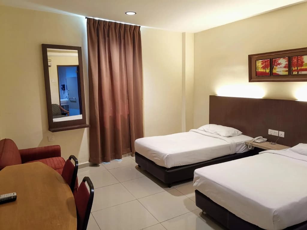 Hotel Centre Point Tampin - photo 3