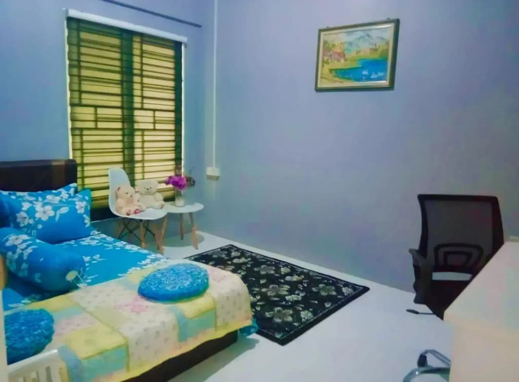 Azie Homestay - photo 1