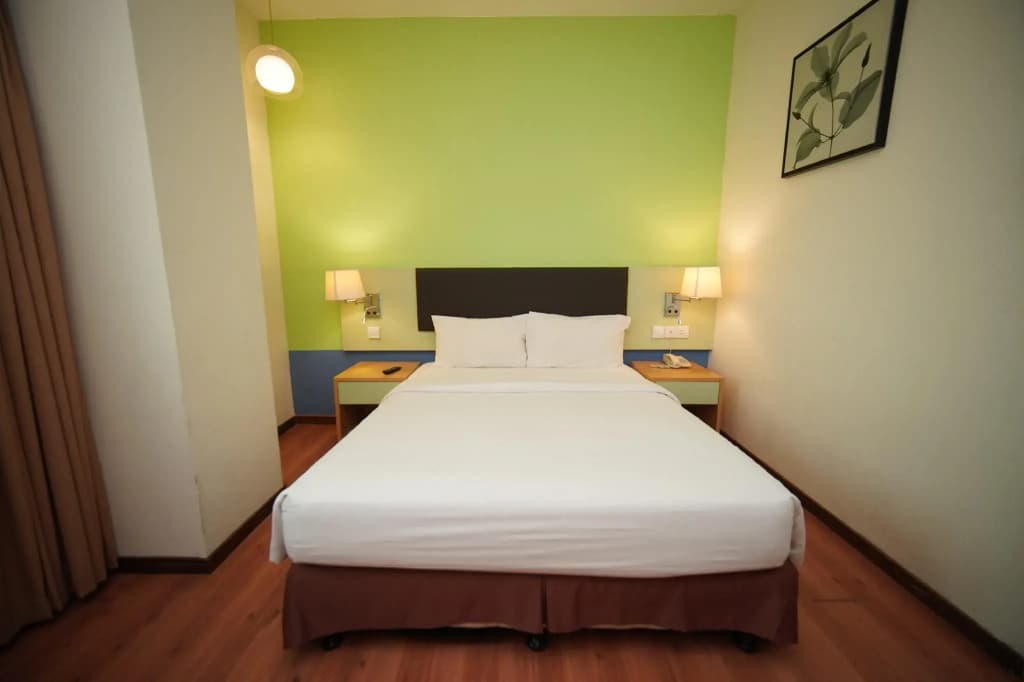 The Pavilion Hotel - photo 30