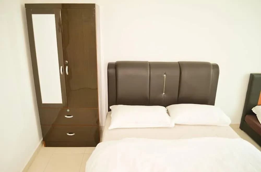 Summertime Arena Suite 1 - photo 1