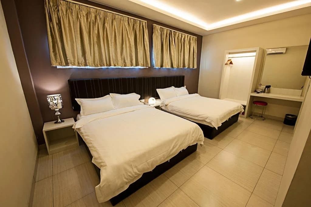Seven Boutique Hotel - photo 3