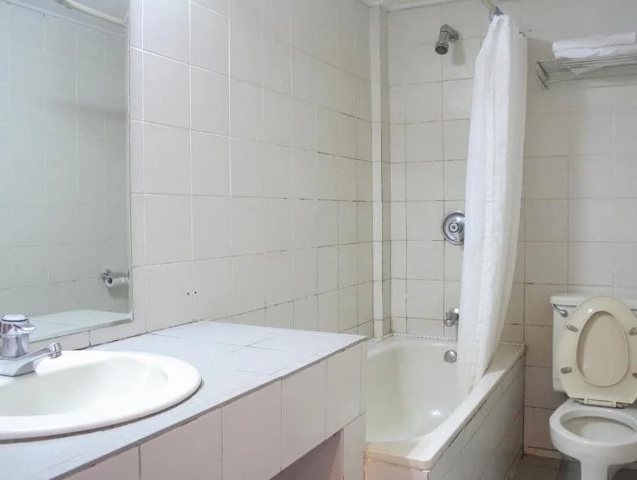 Pacific Orient Hotel - photo 9