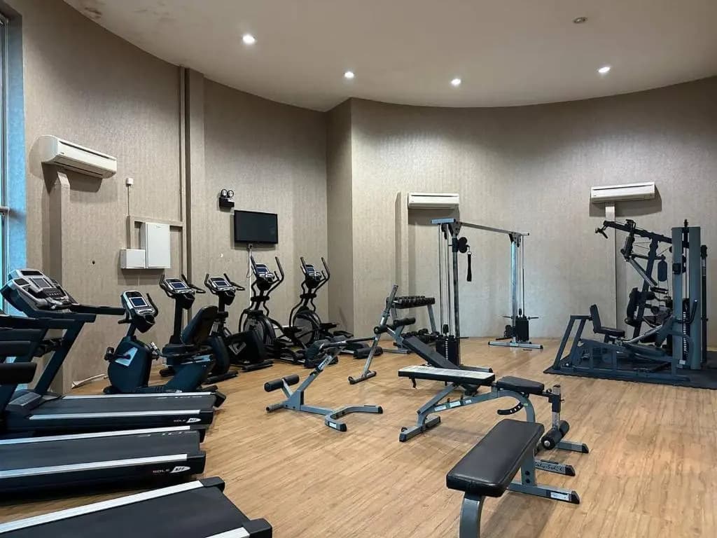 BUKIT INDAH 6pax WIFI NETFLIX 3 BEDROOM - photo 9