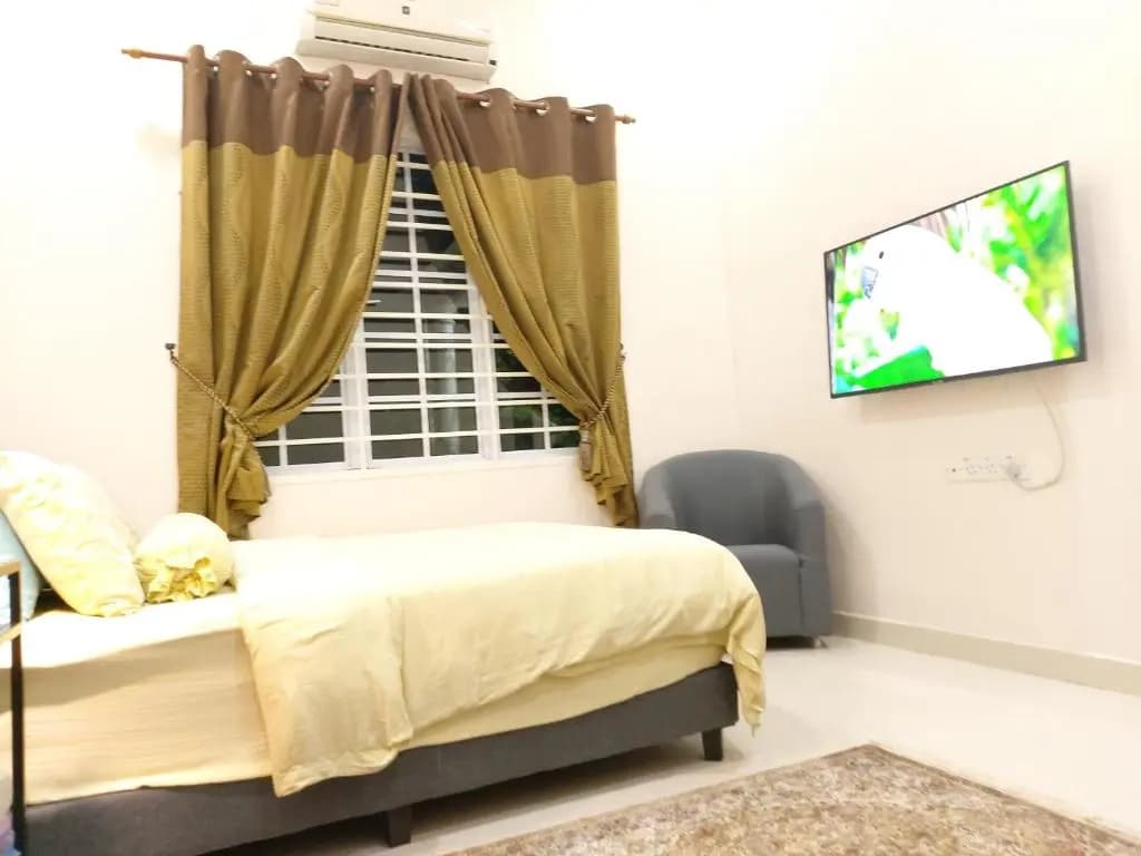 Homestay Villa Solihin Sungai Buloh - photo 5