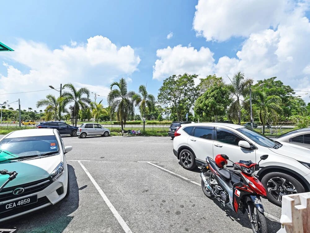 Hotel Gemilang by Oyo Rooms - photo 9