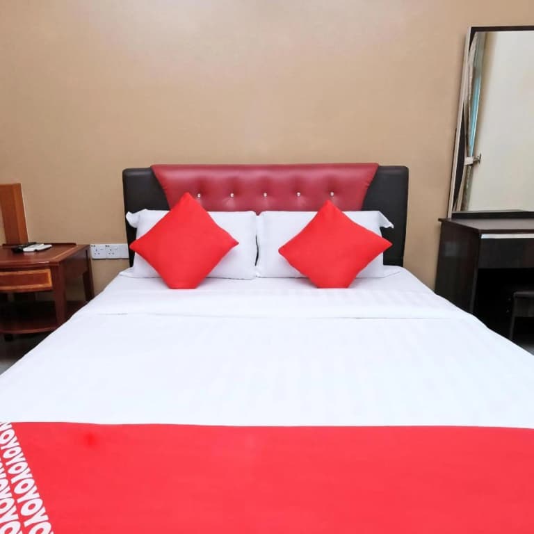 Swing & Pillows @ Ayuni Hotel, Bangi Selangor - photo 34