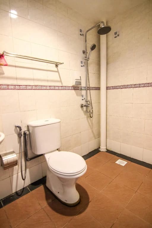 Rose Cottage Hotel Taman Johor Jaya - photo 10