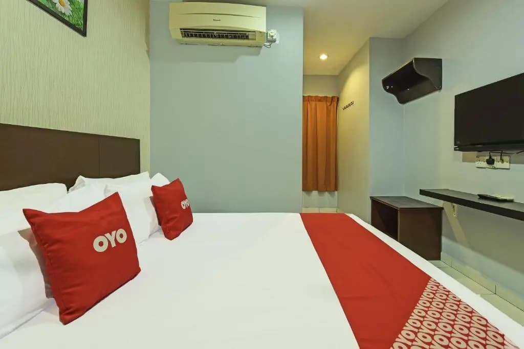 Hotel O M Three Hotel - photo 6