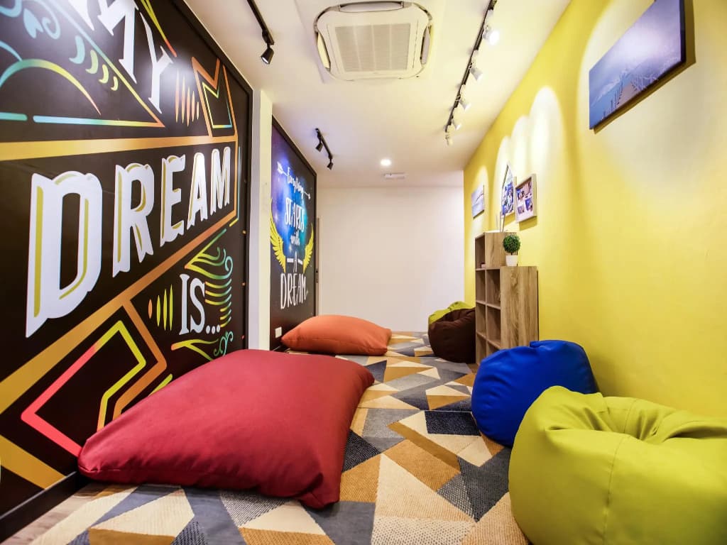 SPOT ON 90394 Jom Hotel - photo 10