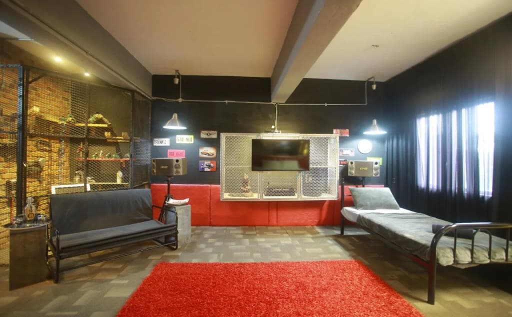 Bunker Hotel & Restaurant - photo 10