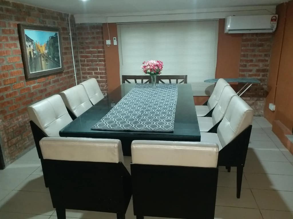 Kenyalang Urban Lodge - photo 3