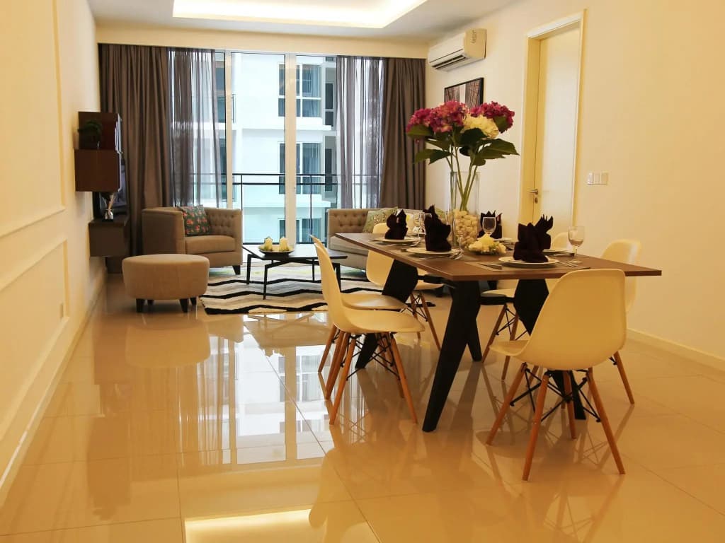 The Shore Hotel & Residences - photo 8