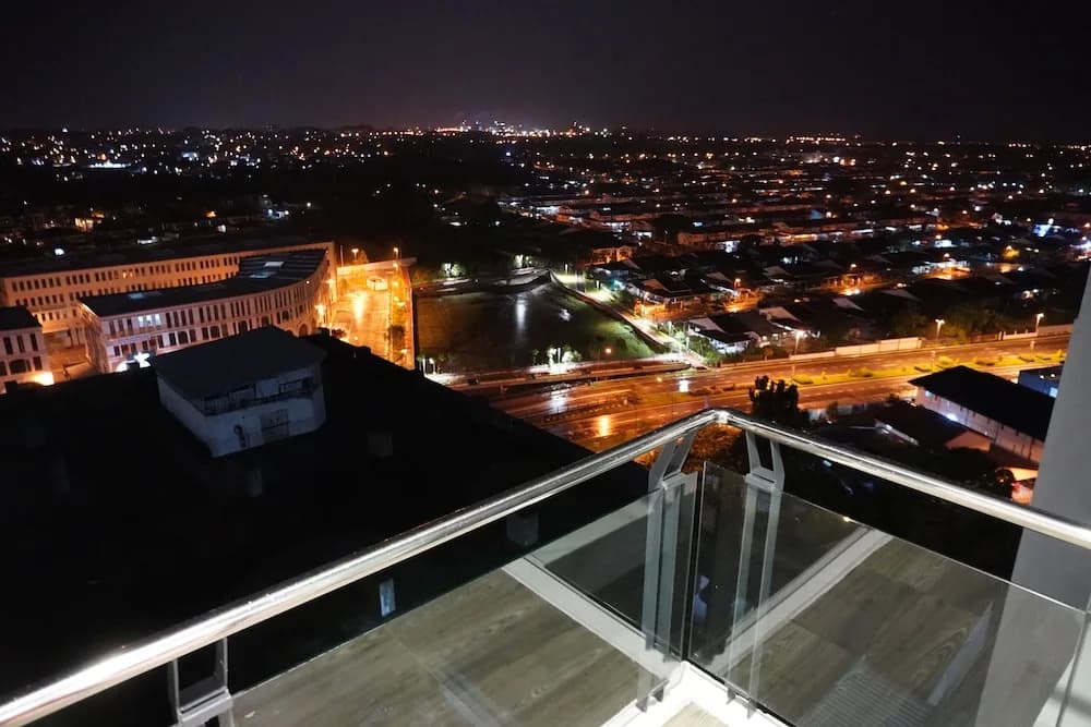Luco Apartments Viva City Megamall - photo 12