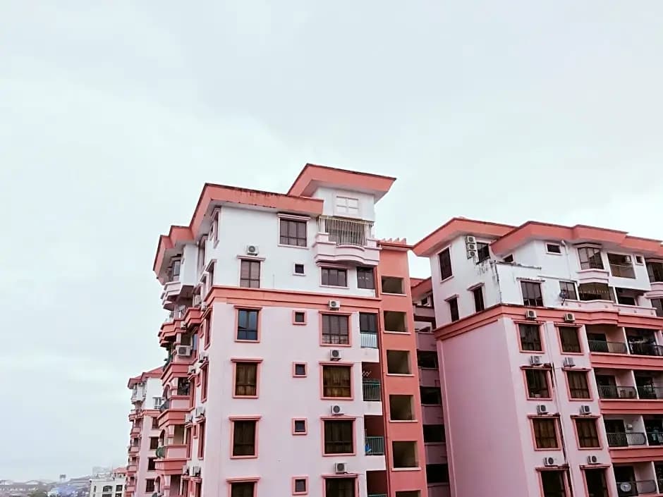 The Nest @ Marina Court Resort Condominium - photo 1
