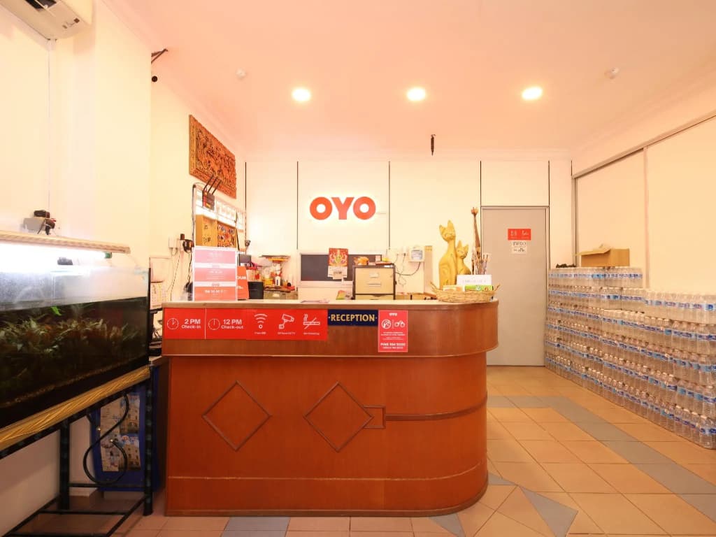 OYO 1090 Hollitel Hotel Melaka - photo 11