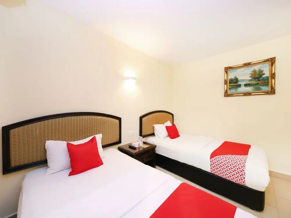 Super OYO 635 Seven Days Hotel - photo 3