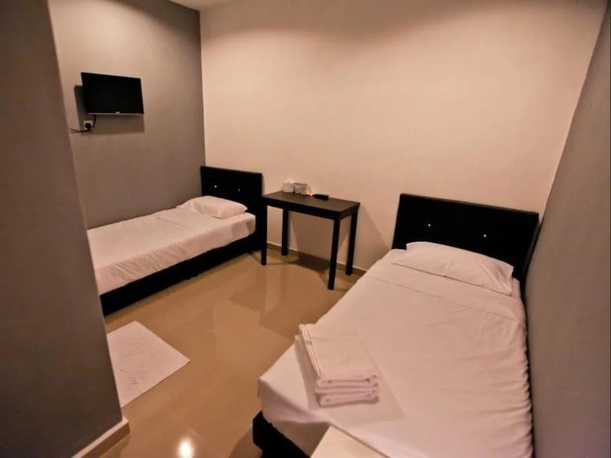 Mama Motel - photo 2