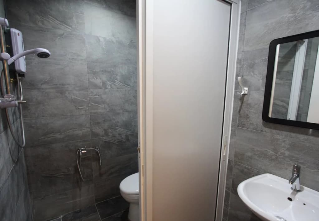 Shamrock Guest House II - photo 9