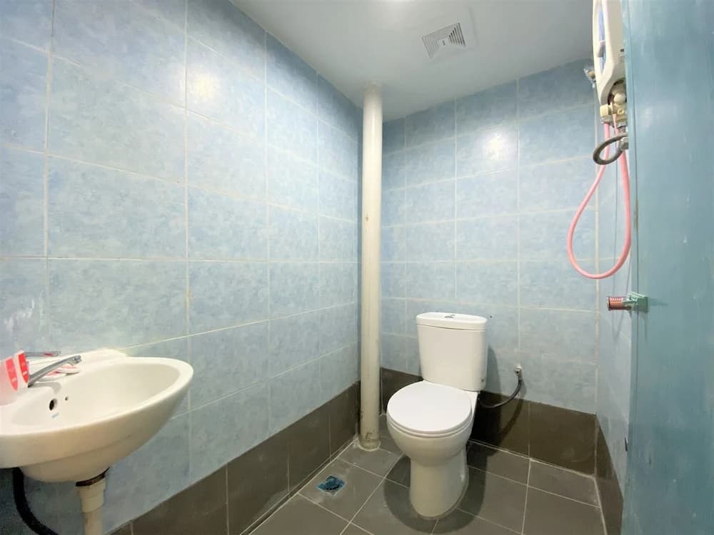 B Hotel Penang by OYO Rooms - photo 9