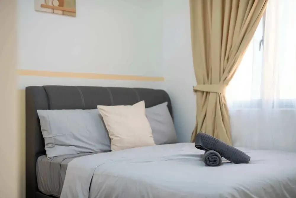 2BR Space Apt Near KSL CIQ JB - photo 3