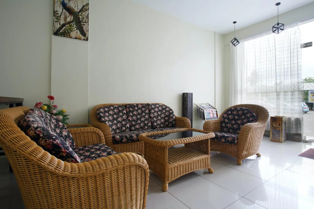OYO 90153 U Stay Hotel - photo 9