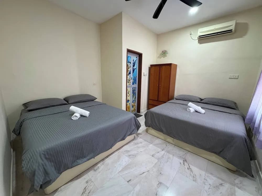Cozy Johor Bahru Home With Family Room and Unblock Balcony View - photo 3