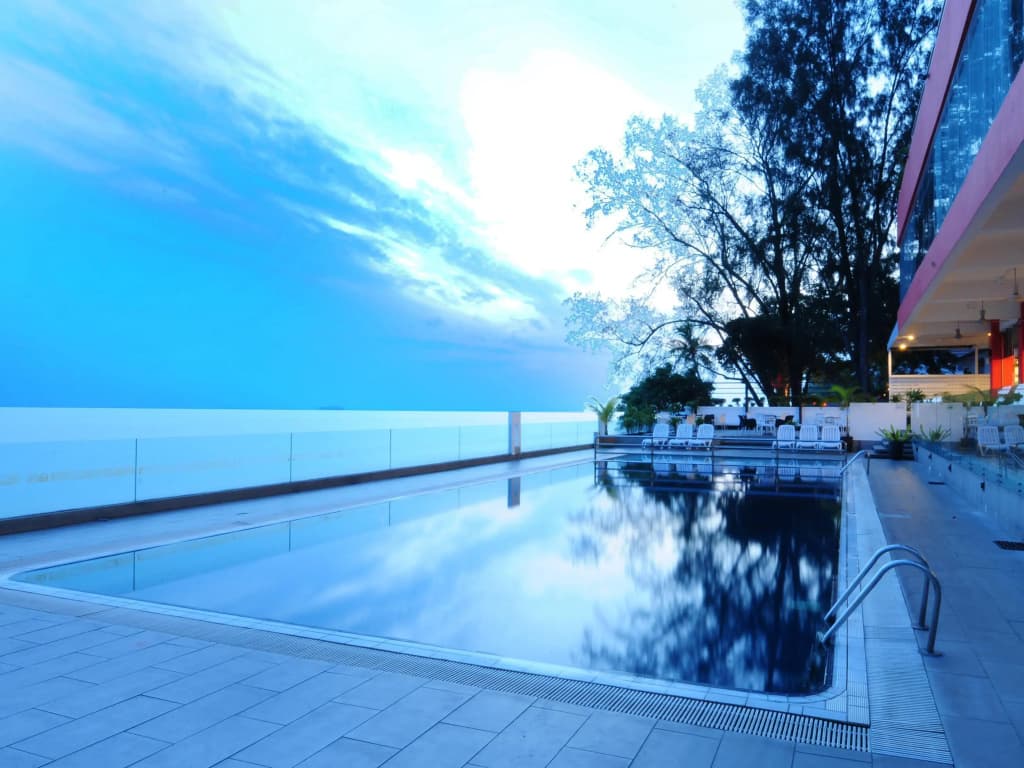 Hotel Sentral Seaview Penang @ Beachfront - photo 14