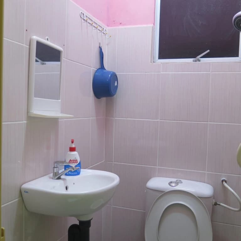 Postar's Backpacker - Hostel - photo 13