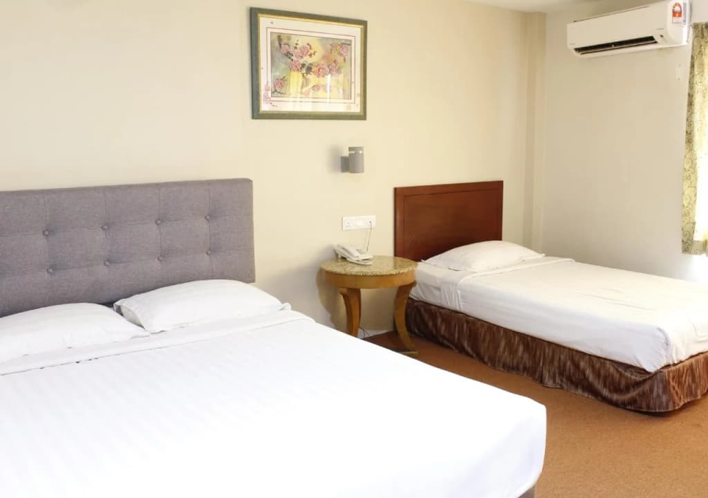 Floral Hotel - photo 9